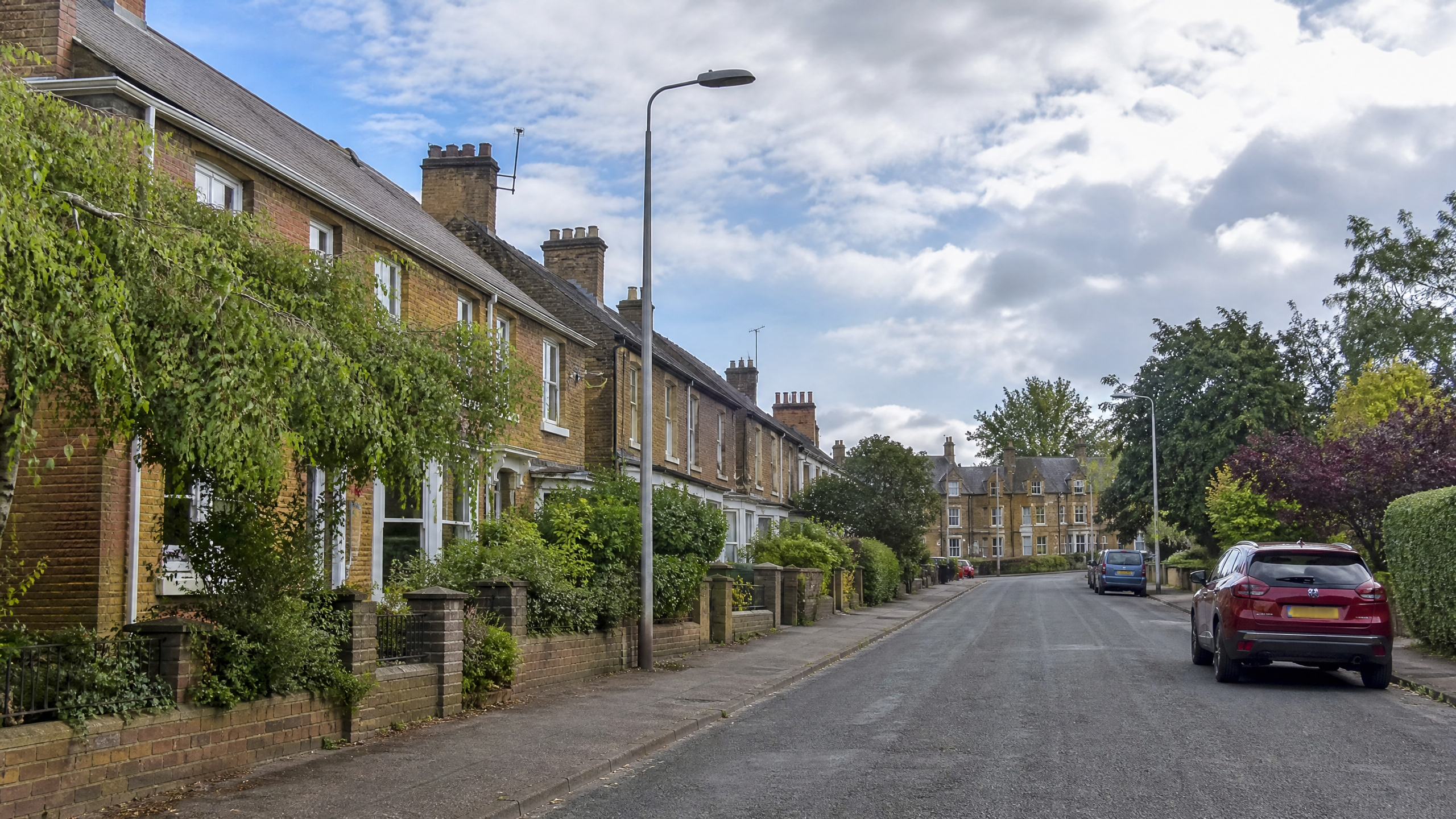 Residential streets and properties in Rothwell, North Northamptonshire — area served by specialist resin driveway installer