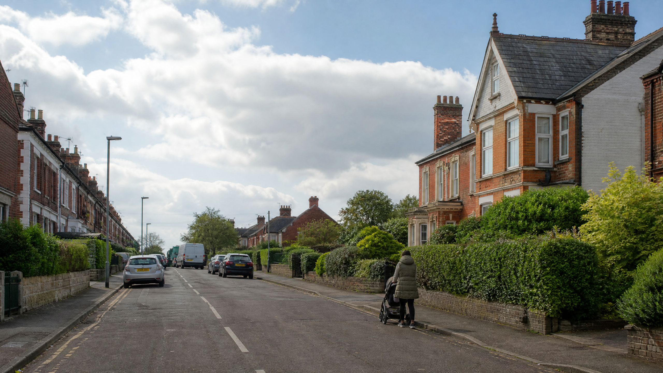 Residential streets and properties in Wellingborough, North Northamptonshire — area served by specialist resin driveway installer